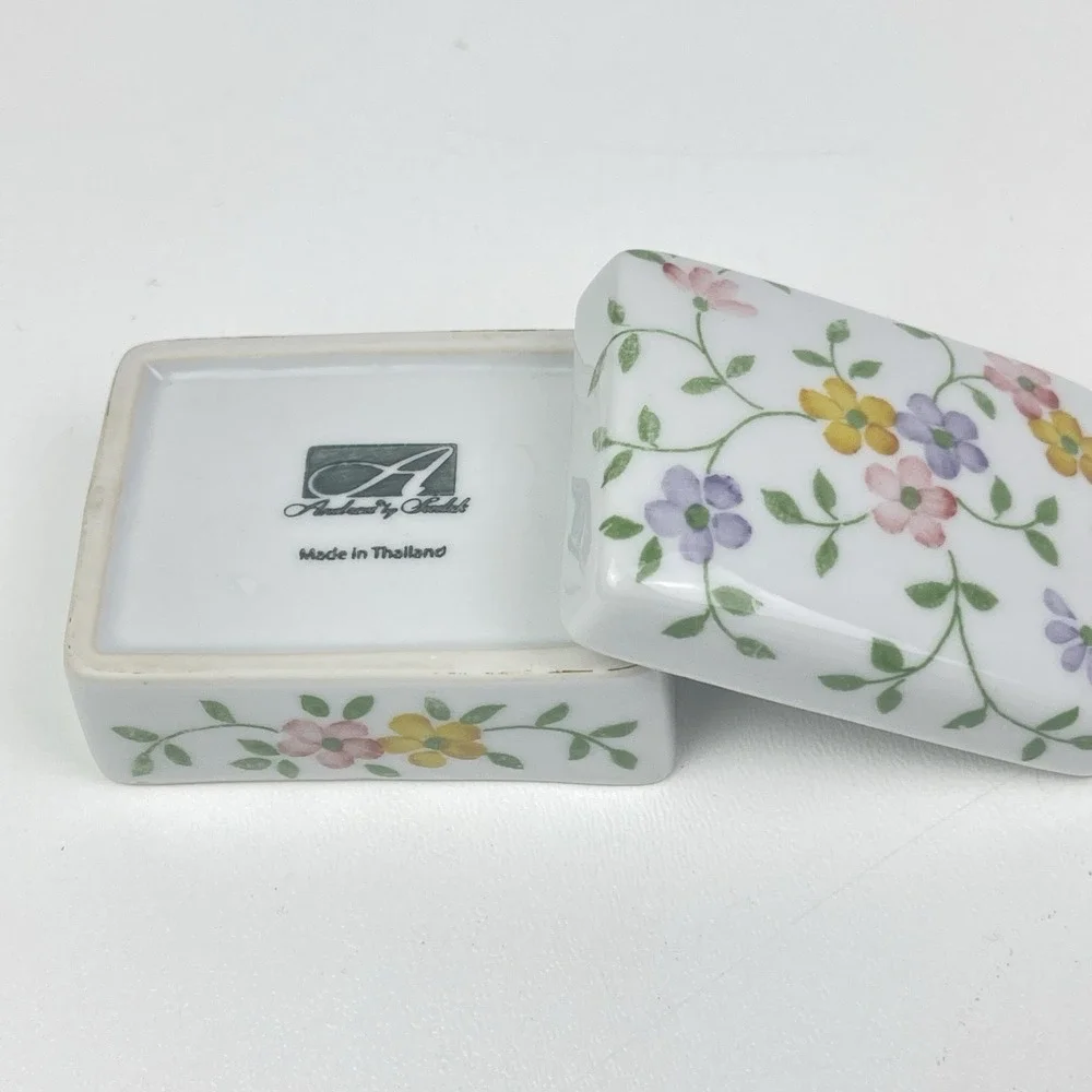 Andrea By Sadek Porcelain Floral Lidded Trinket Box Made In Japan